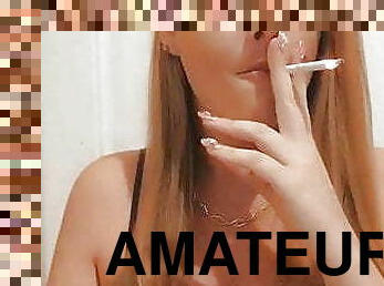 amatérske, domáce, blondýna, fajčenie-smoking, pohovor, koža