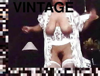 Vintage 80&#039;s British bouncing big tits