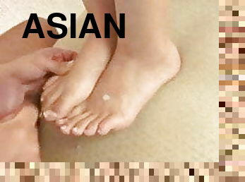 asiatique, amateur, pieds, fétiche, branlette-avec-les-pieds