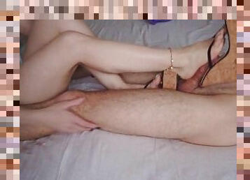 russe, amateur, ados, compilation, pieds, ejaculation, fétiche, branlette-avec-les-pieds, jambes