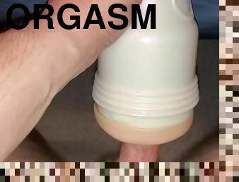 Fucking my Fleshlight to a pulsating cumshot.