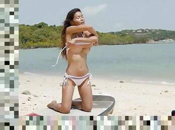 Super Hot Asian Models Strip Off Bikinis