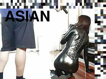 азиатки, кучешка, путка, тийн, японки, bdsm, роб, извратени, фетиш, латекс