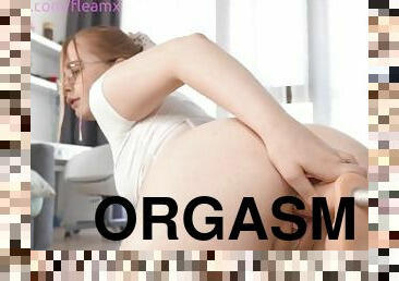 orgasm, pasarica, rusoaica, amatori, adolescenta, hardcore, blonda, camera-web, masini, frumoasa