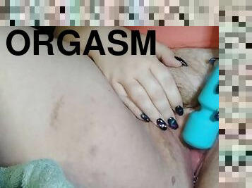 mastürbasyon-masturbation, boşalma, fışkıran-su, amatör, orta-yaşlı-seksi-kadın, dolgun-güzel-kadın, tek-kişilik