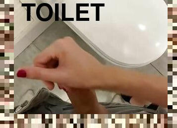 She made courier cum in toilet