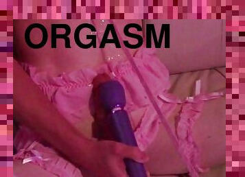 ? Femboy hands free orgasms with magic wand ?