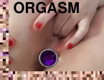 Sexy girl put anal jewel and masturbates till orgasm