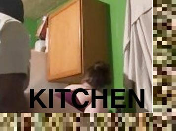 LAST NIGHT I GOT FUCKED IN MY MOMS KITCHEN ????