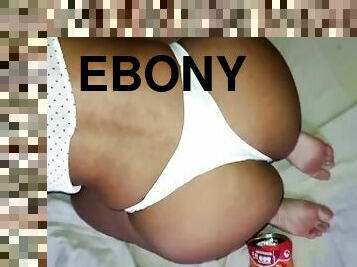 Chupando una gran polla, Ebony