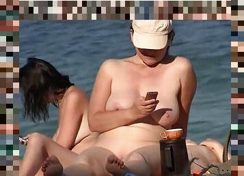 nudisti, lutke, kemera, plaža, špijun, voajer