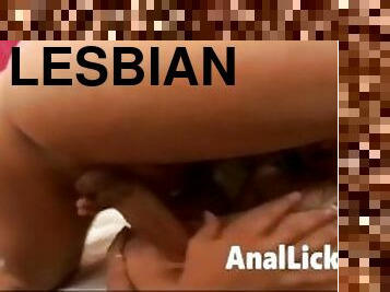 anal, babes, chorro-de-corrida, lesbiana, hardcore, trío, rubia, fetichista, anal-externo, tatuaje