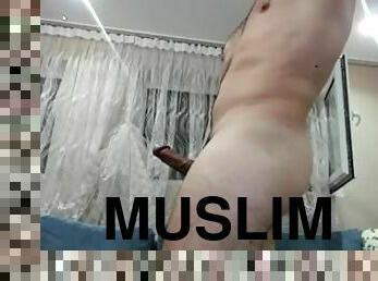 Alpha Muslim guy jerks his huge cock and shows his beefy ass
