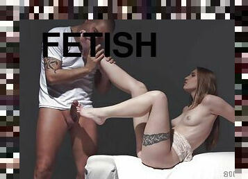 Louise Louellen, Lulu Love And Thomas Stone In Foot Fetish Studio Lo