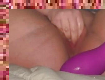 Inflatable Dildo Has BBW Pussy Gushing and Throbbing