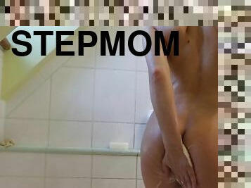 banyo-yapma, amcık-pussy, amatör, orta-yaşlı-seksi-kadın, genç, ev-yapımı, anneciğim, kızıl-saçlı, sıkı, anne