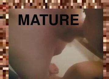 Armature Teen sucks dick like a pornstar