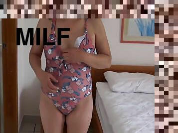 Latina Milf Shaves Her Hairy Pussy To Put On A Beach Bikini
