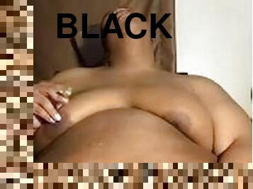 gros-nichons, grosse, masturbation, mamelons, amateur, mature, gay, branlette, black, belle-femme-ronde