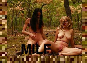 en-plein-air, milf, jouet, bdsm, blonde, fétiche, caoutchouc