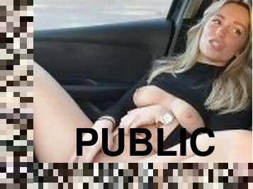 masturbation, orgasme, public, giclée, milf, voiture