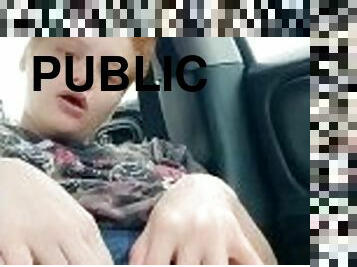 masturbare-masturbation, public, pasarica, amatori, cu-degetelul, masina, solo