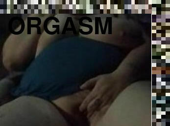 payudara-besar, mastubasi, orgasme, vagina-pussy, amatir, permainan-jari, sudut-pandang, webcam, seorang-diri, tato