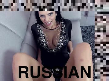 russe, babes, pieds, fétiche, rasé, branlette-avec-les-pieds, brunette, glamour, orteils