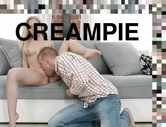 penis-besar, deepthroat-penis-masuk-ke-tenggorokan, creampie-ejakulasi-di-dalam-vagina-atau-anus-dan-keluarnya-tetesan-sperma, sudut-pandang, berambut-pirang