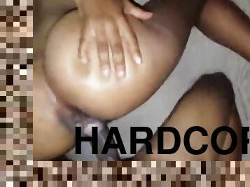 muncrat, gambarvideo-porno-secara-eksplisit-dan-intens