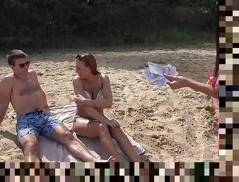 vieux, public, échangistes-et-libertins, amateur, ados, hardcore, couple, plage, point-de-vue, jeune-18