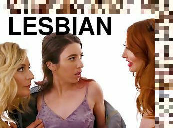 Kendra James, Serena Blair And Mona Wales Lesbian Threesome