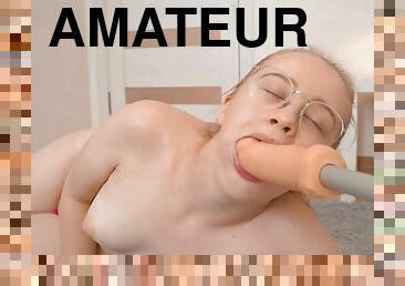Amateur in glasses machine dildo Masturbation
