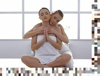 Beautiful Sexy Sapphic Romance 1 - Massage Rooms