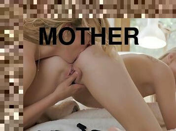 vagina-pussy, sayang, jenis-pornografi-milf, berciuman, ibu-mother, oral-melalui-mulut, kecil-mungil