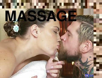 Sexually Attractive Massage And Deep Orgasms 1 - Massage Rooms
