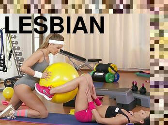 asia, vagina-pussy, olahraga, lesbian-lesbian, remaja, ruang-olahraga, latihan