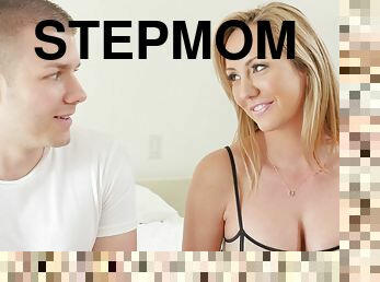 Dumbfounding Porn Scene : Stepmom Family Secrets Fantasy