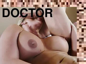 BBW Doctor Licks Big Testiculs Of Handsome Hunged Man