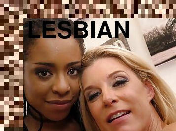 negra-ebony, interracial, lesbiana, madurita-caliente, estrella-del-porno, indio, negra, rubia, lencería