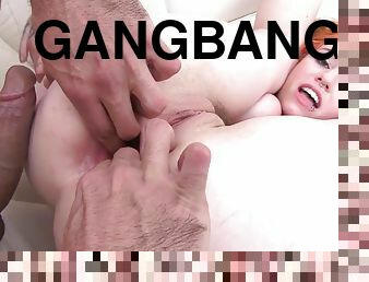 gros-nichons, fisting, anal, babes, hardcore, gangbang, sexe-de-groupe, rousse, chienne
