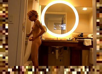 Housekeeper skinny Suzie spends time naked at her home