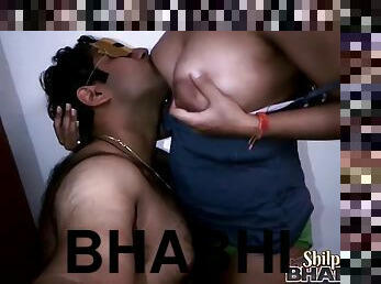 Shilpa Bhabhi Milky Breast