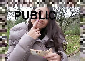 veľké-prsia, tučné, vonku, na-verejnosti, amatérske, hardcore, latinské, bbw, pov, prirodzené