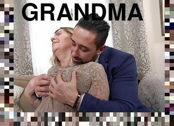 Facialized grandma fucked