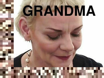 Euroepean grandma pussylicked and doggystyled