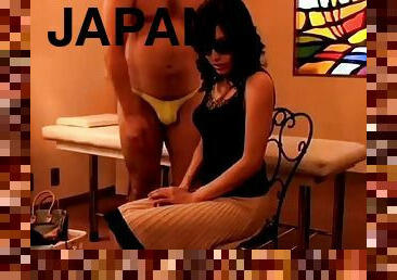 Eerste keer krijgt japanse vrouw massage (zie meer: shortina.comqi2i5ea)