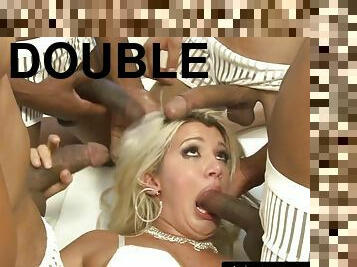 Blonde Beauty Gets Double Penetrated During A Gangbang - Layla price