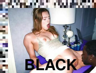 BLACKED RAW - her White Boyfriend Thought she was Stuck at Work - Mia split