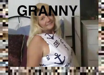 Granny loves bbc cock 2